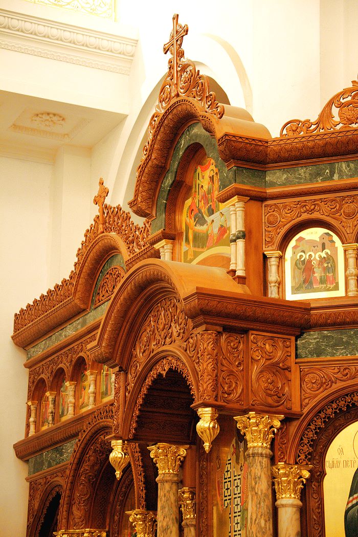 Фрагмент иконостаса Благовещенского кафедрального собора, г.Воронеж