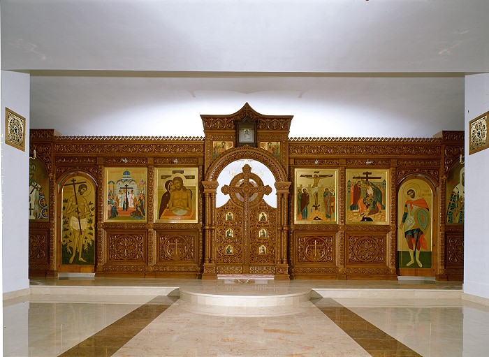 Иконостас храма Новомучеников и Исповедников Российских в Бутово, г.Москва
