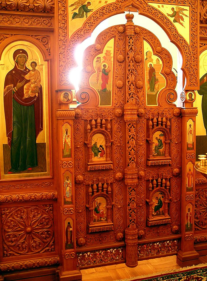 Иконостас Покровской церкви в усадьбе Марьино, с.Ивановское, Курская область