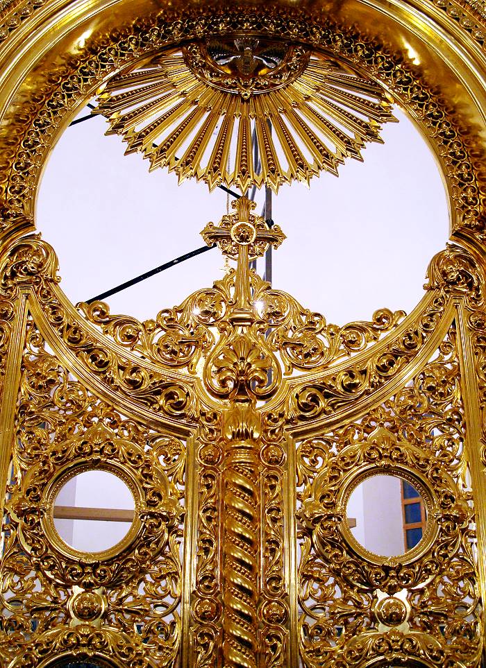 Элементы резьбы иконостаса собора Рождества Пресвятой Богородицы, Курская-Коренная пустын