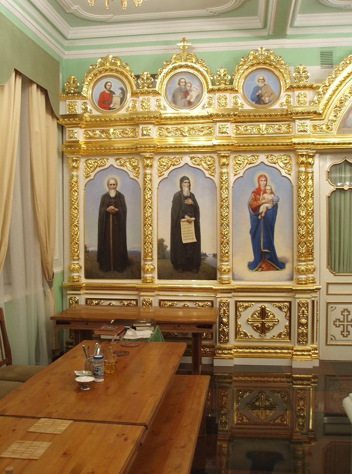 Иконостас в Братской трапезной, Спасо-Преображенский Валаамский монастырь