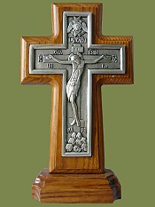 Крест гальванический на подставке (ясень, серебрение). Артикул 17119.