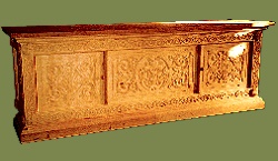 Стол под мощевик Сарапионова палата (3-х сторонняя резьба). Артикул 21118.